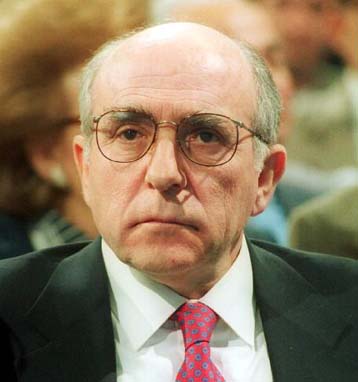 Eπιθέσεων συνέχεια εναντίον της Ρηγίλλης