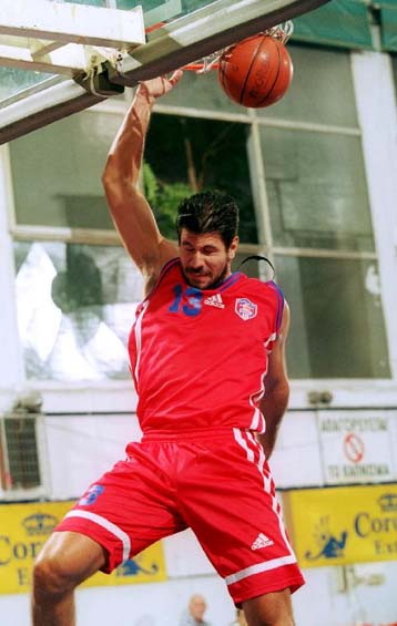 Δεν διαχωρίσαμε τη θέση μας για τα τηλεοπτικά δικαιώματα