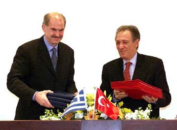 Μπορούν και μόνες τους Ελλάδα και Τουρκία τονίζουν οι ΗΠΑ