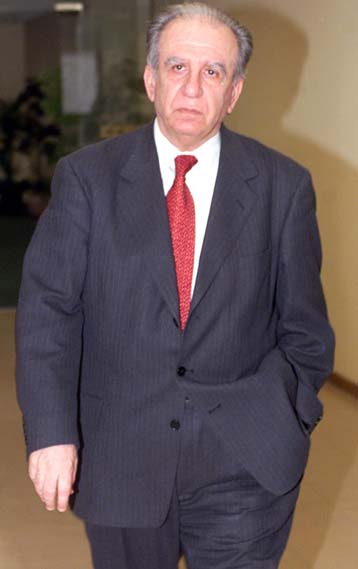 Προ των πυλών η συμμαχία Εμπορικής Τράπεζας και Credit Agricole