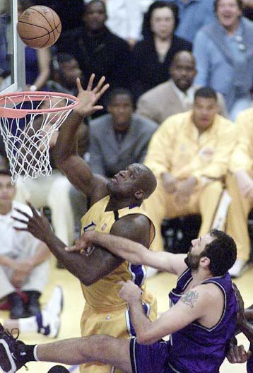 Πέρασαν Λέικερς και Γιούτα