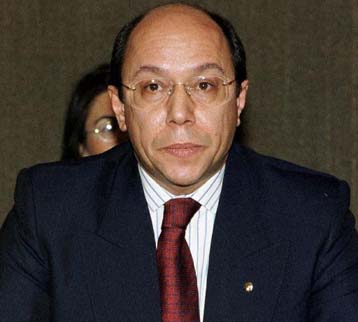 Oι σχέσεις Αγκυρας – ΕΕ οδηγούν σε παραίτηση Τούρκο υπουργό