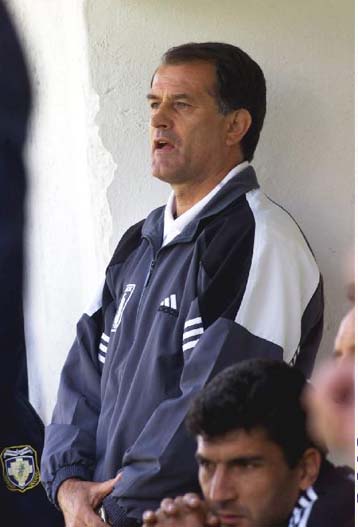 Σε απολογία Μπάγεβιτς – Αποστολάκης