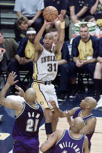 Πρόκριση-θρίλερ για Ιντιάνα