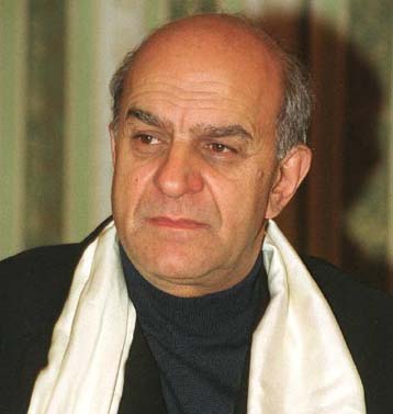 Εργα Ελλήνων καλλιτεχνών βγαίνουν στο σφυρί από τον οίκο Christies στην Αθήνα