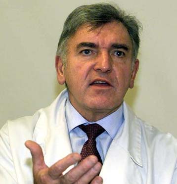 Αντιφατικές δηλώσεις για το μεταμοσχευμένο χέρι