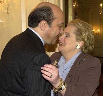 Η Ρωσία προτείνει στις ΗΠΑ συνεργασία για την αντιμετώπιση των κρατών-ταραξιών