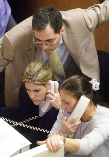 Με απώλειες 0,52% έκλεισε την Πέμπτη το ΧΑΑ