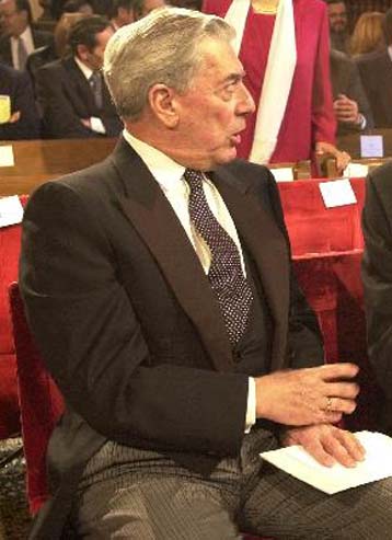 Ο Αγιος Δομίνικος εναντίον του Μάριο Βάργκας Γιόσα