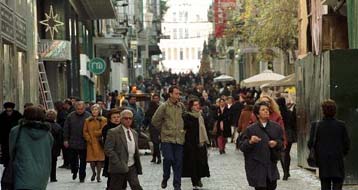 Και τις Κυριακές ανοιχτά τα καταστήματα στο ιστορικό  κέντρο της Αθήνας