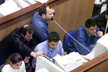 Φόβοι για αναζωπύρωση του πληθωρισμού από την άνοδο της τιμής του δολαρίου