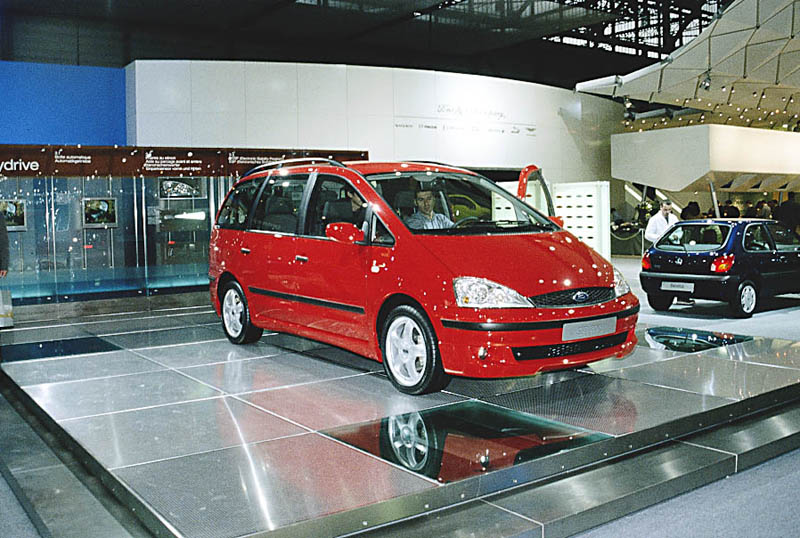 Ραγδαία αύξηση των πωλήσεων αυτοκινήτων μέσω Διαδικτύου στις ΗΠΑ