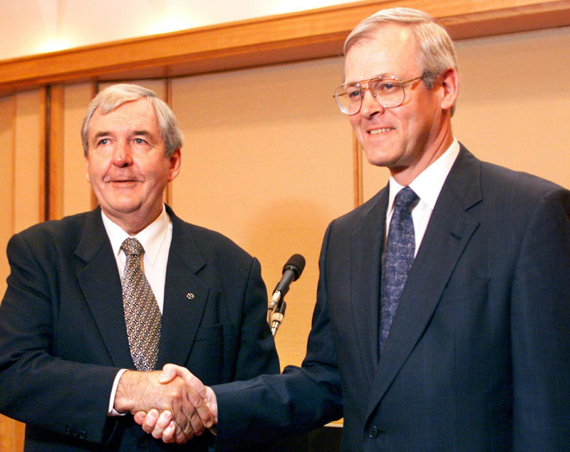 Μείωση κερδών και παραιτήσεις στη Mazda