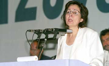 Ναι στη συνεργασία με το ΠΑΣΟΚ λέει η Μαρία Δαμανάκη στο συνέδριο του ΣΥΝ