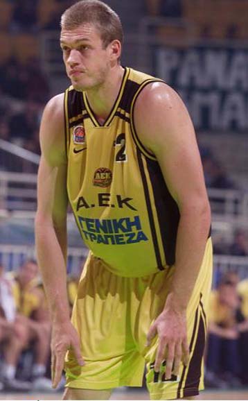 Ελευθερώστε τον Ιάκωβο, ήταν το μήνυμα της πρώτης συνέντευξης Τύπου του Τσακαλίδη ως μέλος των Σανς