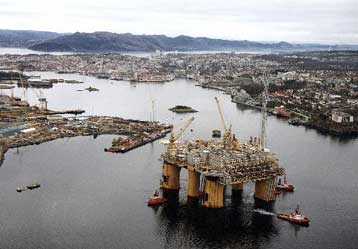 Μετά τον ΟΠΕΚ και η Νορβηγία αυξάνει την παραγωγή πετρελαίου