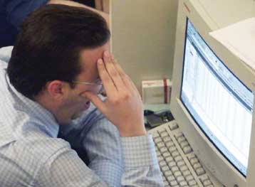 Με οριακές απώλειες 0,42% έκλεισε την Παρασκευή η Σοφοκλέους