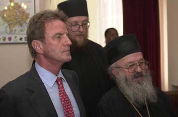 Ο Πούτιν μπορεί να πείσει τον Μιλόσεβιτς να εγκαταλείψει την εξουσία;