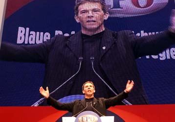 Υπό ευρωπαϊκή επιτήρηση η Αυστρία