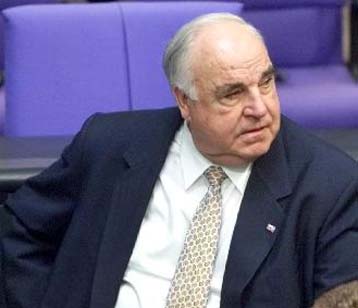 Εξαφανίστηκαν τα αρχεία του Κολ λίγο πριν εγκαταλείψει την Καγκελαρία