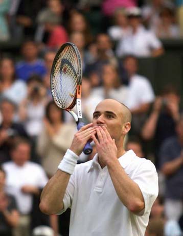 Δύσκολη η πρώτη ημέρα για τον Αγκάσι στο Wimbedon