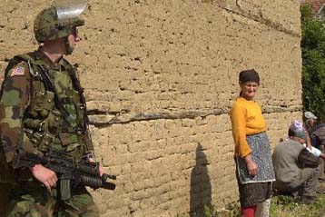 Ενισχύεται οικονομικά η αμερικανική δύναμη στο Κόσοβο – Νέο οπλοστάσιο του UCK