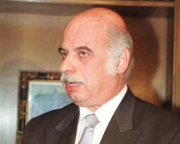 Σπάνιες εκδόσεις προβάλλουν την ελληνική γλώσσα