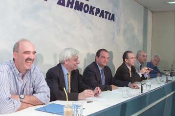 Εντονη κριτική Καραμανλή εναντίον της κυβέρνησης για τα διαπλεκόμενα