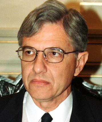 Αρχές Αυγούστου θα καταβληθεί τελικά το δεκαχίλιαρο