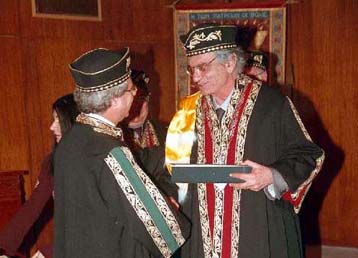 Επίτιμος δημότης της Θάσου ο Βασίλης Βασιλικός