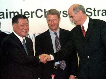 Συμμαχίες γιγάντων για την εξαγορά της Daewoo