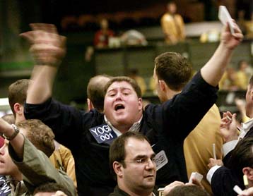 Κέρδη κατέγραφαν Nasdaq και Dow Jones κατά το άνοιγμα της Δευτέρας