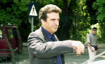 Σε αστυνομικό κλοιό η Αθήνα το καλοκαίρι του 2004, εξαγγέλλει ο Μ.Χρυσοχοϊδης