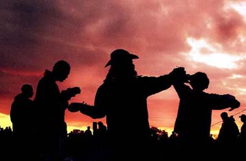 Τραγούδια και παρατράγουδα κάτω από τον ήλιο του Γκλάστονμπερι