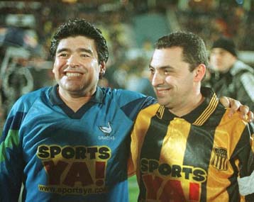 Νέα… παράσταση Μαραντόνα