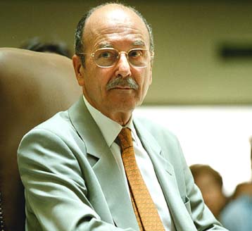 Στη Ρωσία την Κυριακή ο Στεφανόπουλος