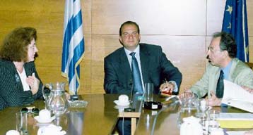 Σε αλλαγές στον κομματικό μηχανισμό προσανατολίζεται ο Κώστας Καραμανλής