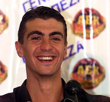 Οργή των Κυπρίων φιλάθλων της ΑΕΚ για τη μεταγραφή Κουτλουάι