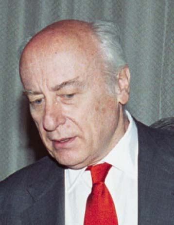 Αιφνιδίασε η Alpha Bank με μείωση των επιτοκίων κατά επτά μονάδες