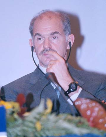 Επίσκεψη Γ.Παπανδρέου σε Βαρσοβία και Μόσχα