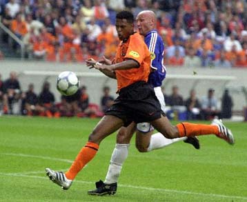 Ιδιες πλέον οι αποδόσεις για Ολλανδία-Γαλλία