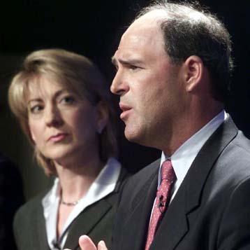 Εγχρωμα PC και από την Compaq