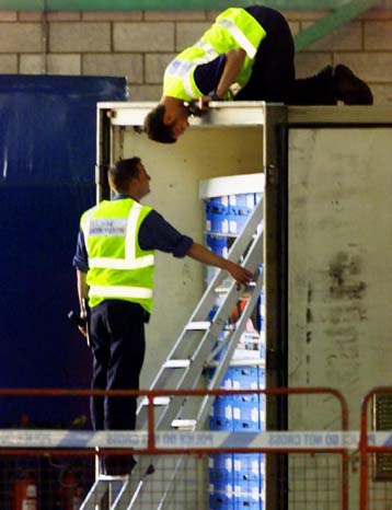 Μέτρα κατά της λαθρομετανάστευσης ζητά η Γαλλία από τις υποψήφιες προς ένταξη στην ΕΕ χώρες