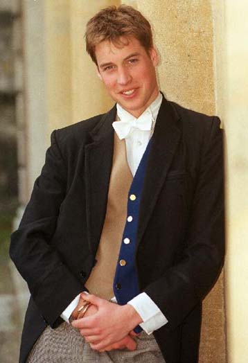 Το Μπάκιγχαμ εορτάζει την ενηλικίωση του πρίγκιπα Ουίλιαμ