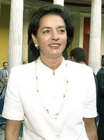 Πολιτικές συγκεντρώσεις οι λαοσυνάξεις της Εκκλησίας κατά τη Β.Παπανδρέου