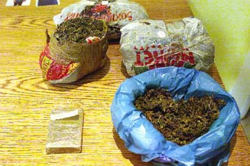 Ολο και περισσότεροι έφηβοι στην παγίδα των ναρκωτικών, επισημαίνει η Στροφή