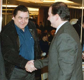 Κόμμα της λαϊκής Δεξιάς είναι έτοιμος να ιδρύσει ο Γ.Καρατζαφέρης