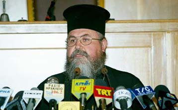 Ο Καισαριανής ζητά αποδείξεις για τα περί δυσαρέσκειας του Οικουμενικού Πατριαρχείου