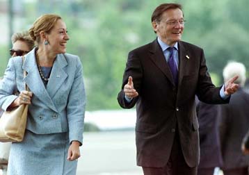 Συμφωνία για τη φορολογία καταθέσεων των Ευρωπαίων μετά την αυστριακή υποχώρηση