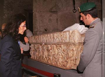 Η ιστορία της Ιταλίας στο έλεος των αρχαιοκάπηλων